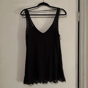 American Eagle Soft & Sexy grey tank with lace. Size L.